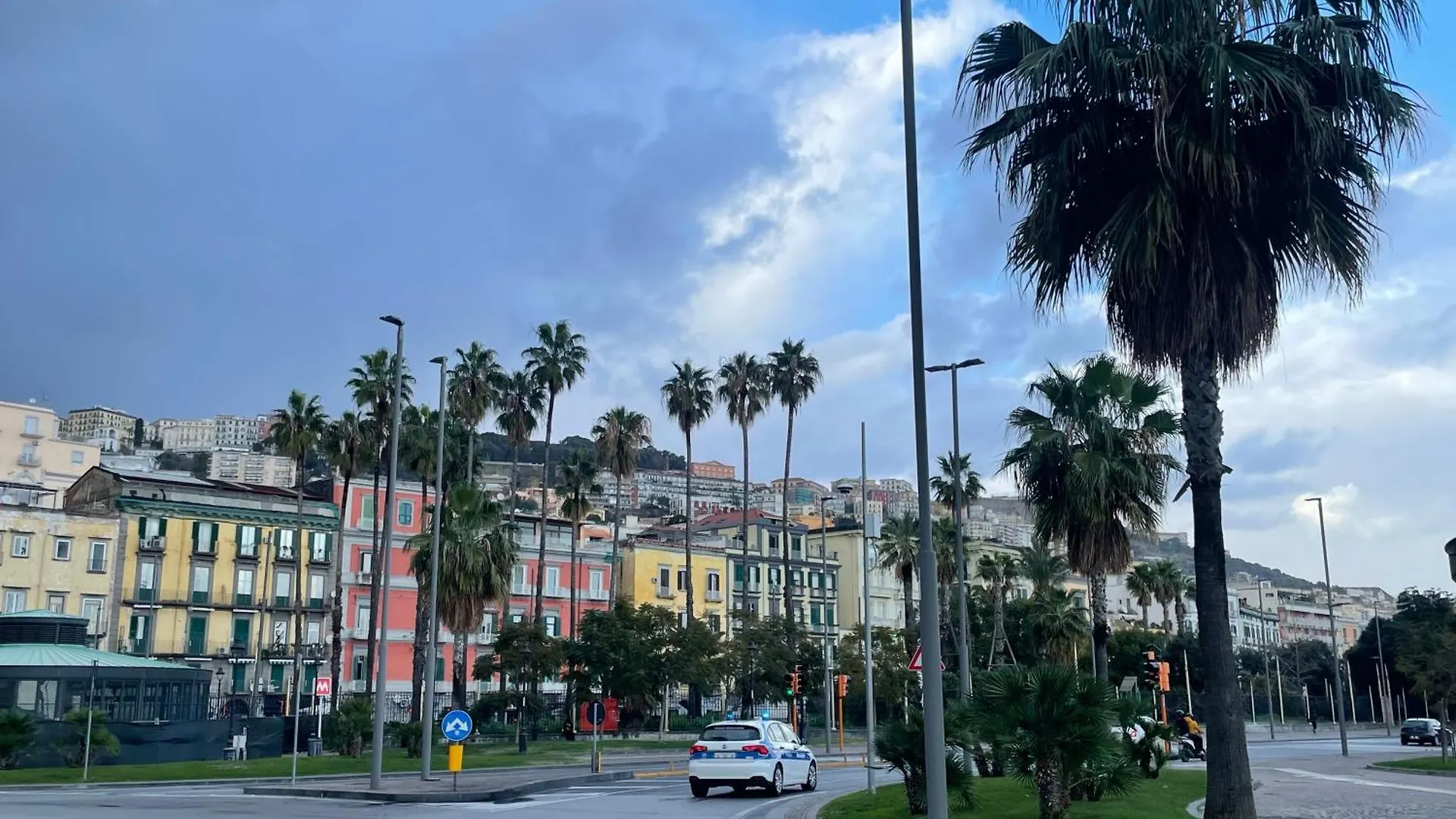 Toledo Center Apartment Naples Italy