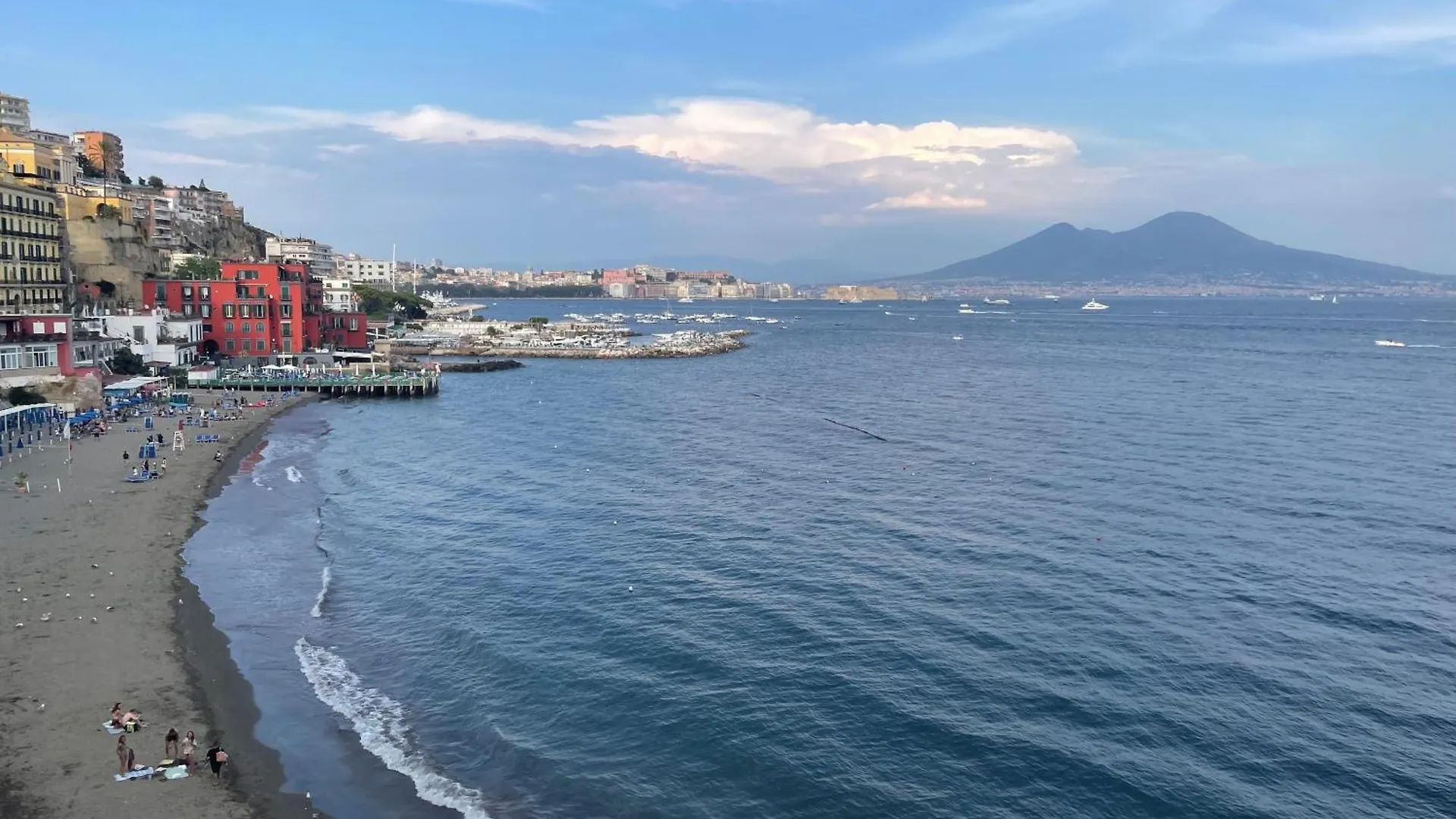 Toledo Center Apartment Naples Italy
